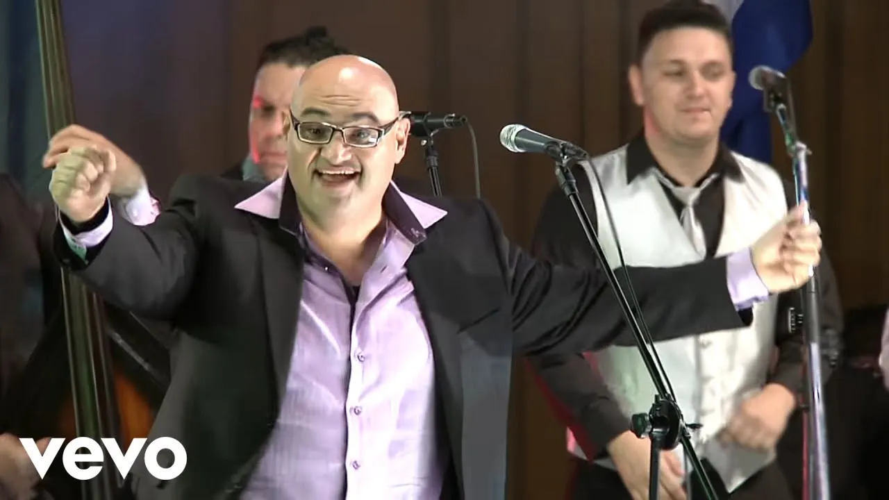 Diego Moran performing La Murga (Live)