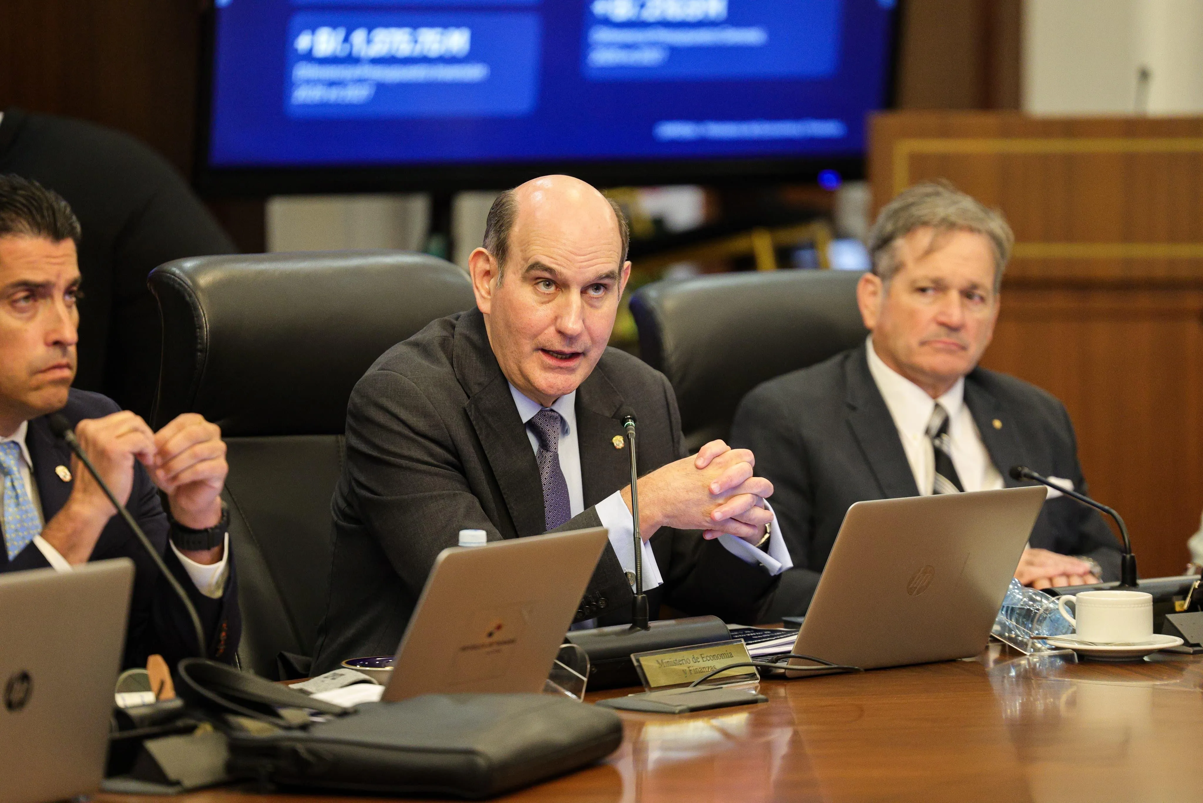 The Minister of Economics, Felipe Chapman, at his Cabinet Board meeting on Wednesday, July 29, 2026